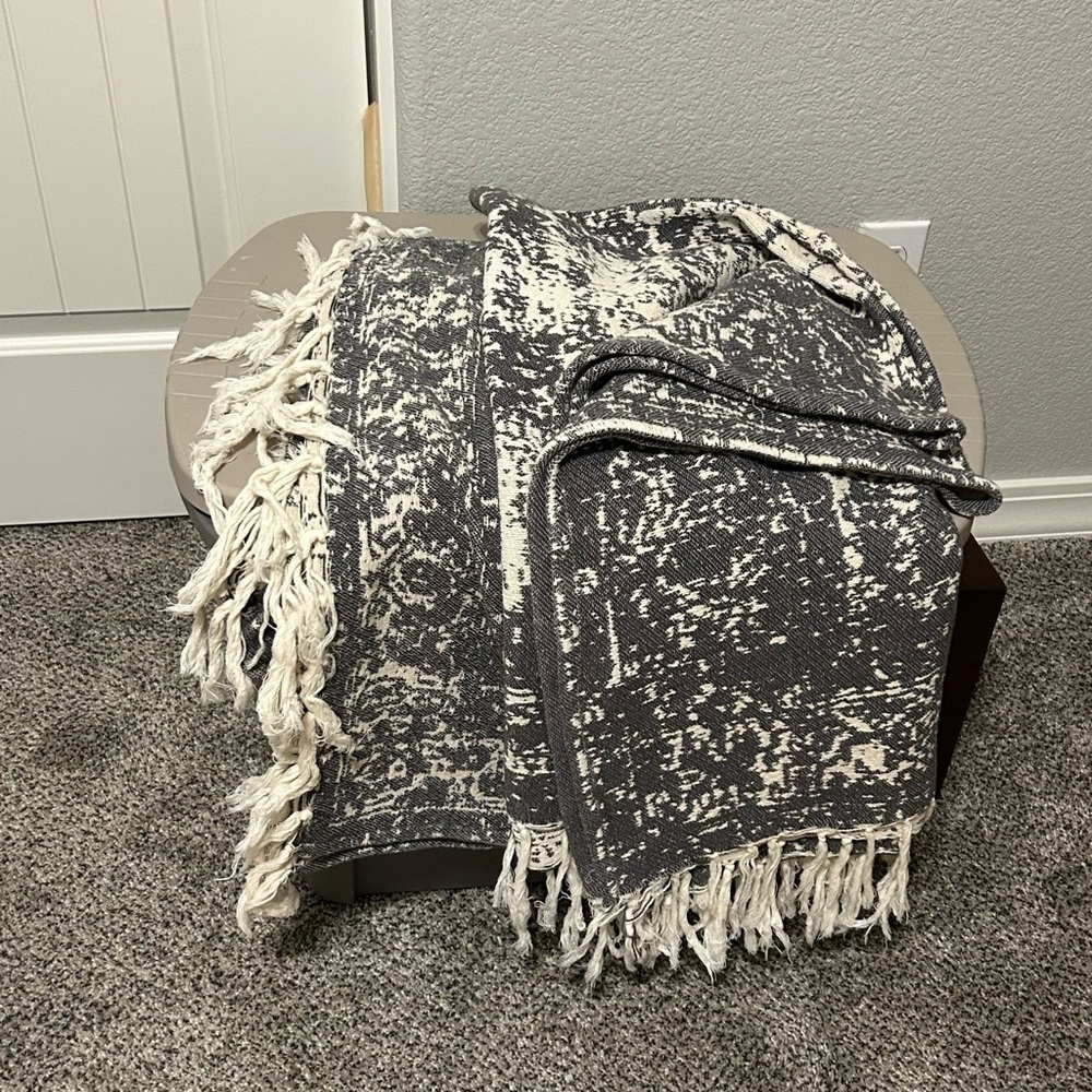 2 matching throws
